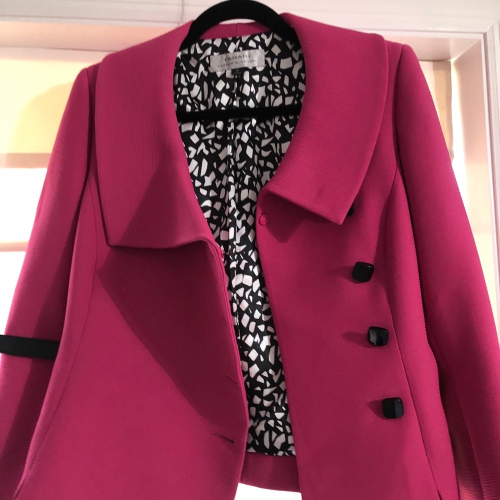 Elie Tahari Blazer
